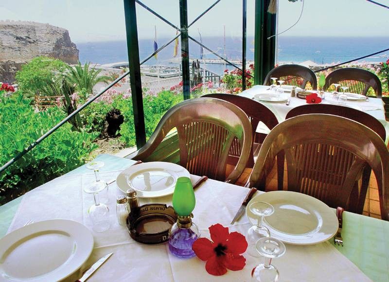 Apartamentos Los Veleros เปอร์โตริโก ภายนอก รูปภาพ